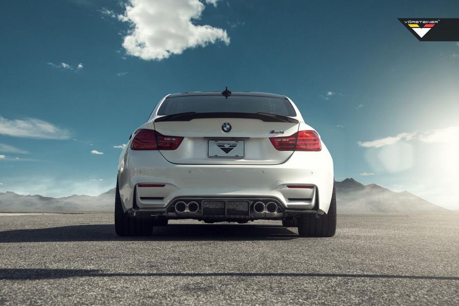  BMW M4 Coupe by Vorsteiner 2015 года  (фото 3 из 9)